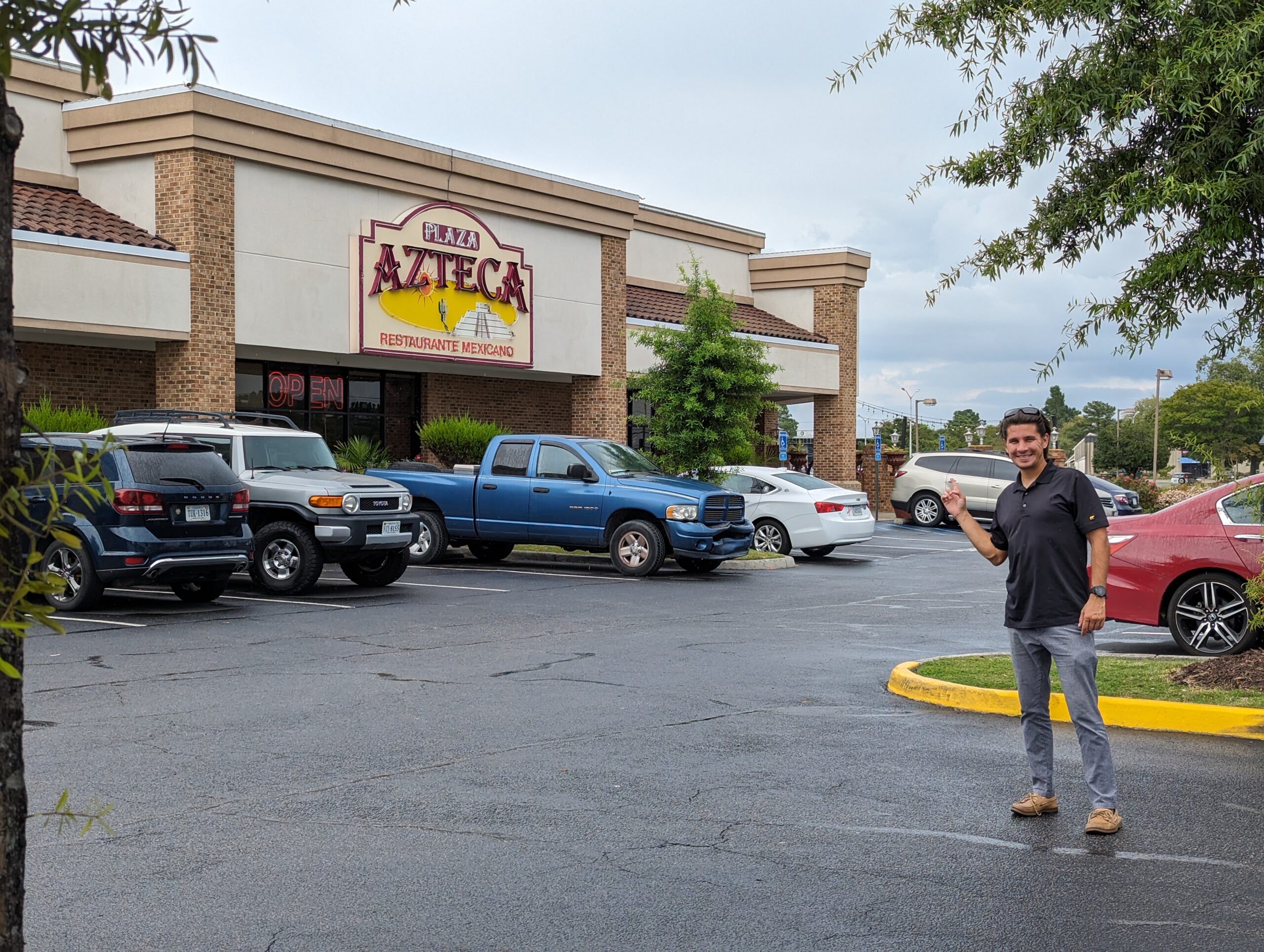 Plaza Azteca Restaurant Mexican